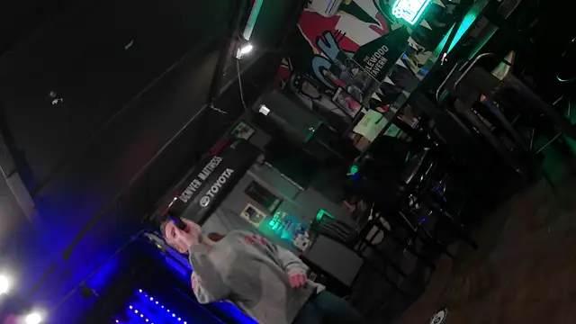 Live Tuesdays 9-1 on 05-Aug-25-22:00:06