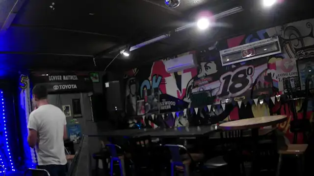 Live Tuesdays 9-1 on 12-Aug-25-21:23:06